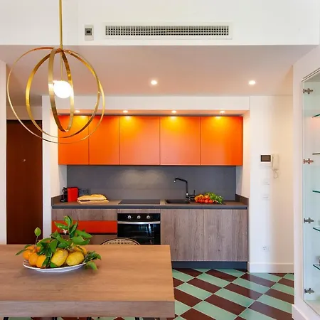 Апартаменти The Literary House